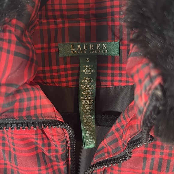 Lauren Ralph Lauren Red Plaid Faux Fur Collar Zip Puffer Vest Size Small NWOT - Picture 3 of 7